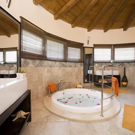 Privilege Classic & Exclusive Villa *