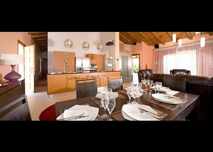 Privilege Classic & Exclusive Villa *