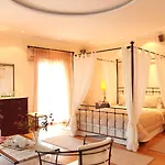 Privilege Classic & Exclusive Villa *
