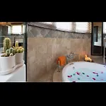 Villa Privilege Classic & Exclusive
