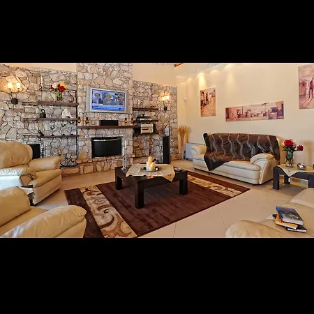 Villa Privilege Classic & Exclusive